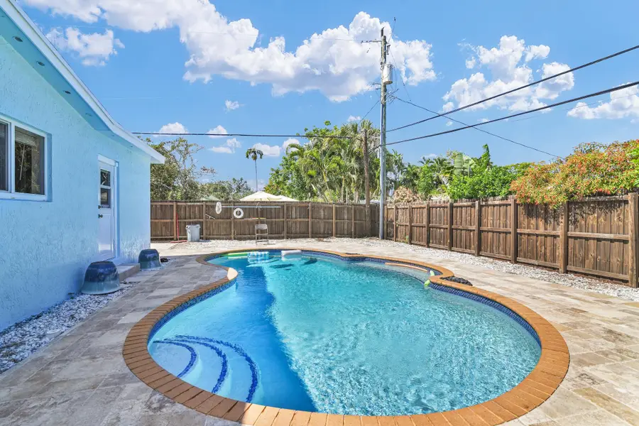 1218 SW 2nd Avenue, Pompano Beach, FL 33060 - #2