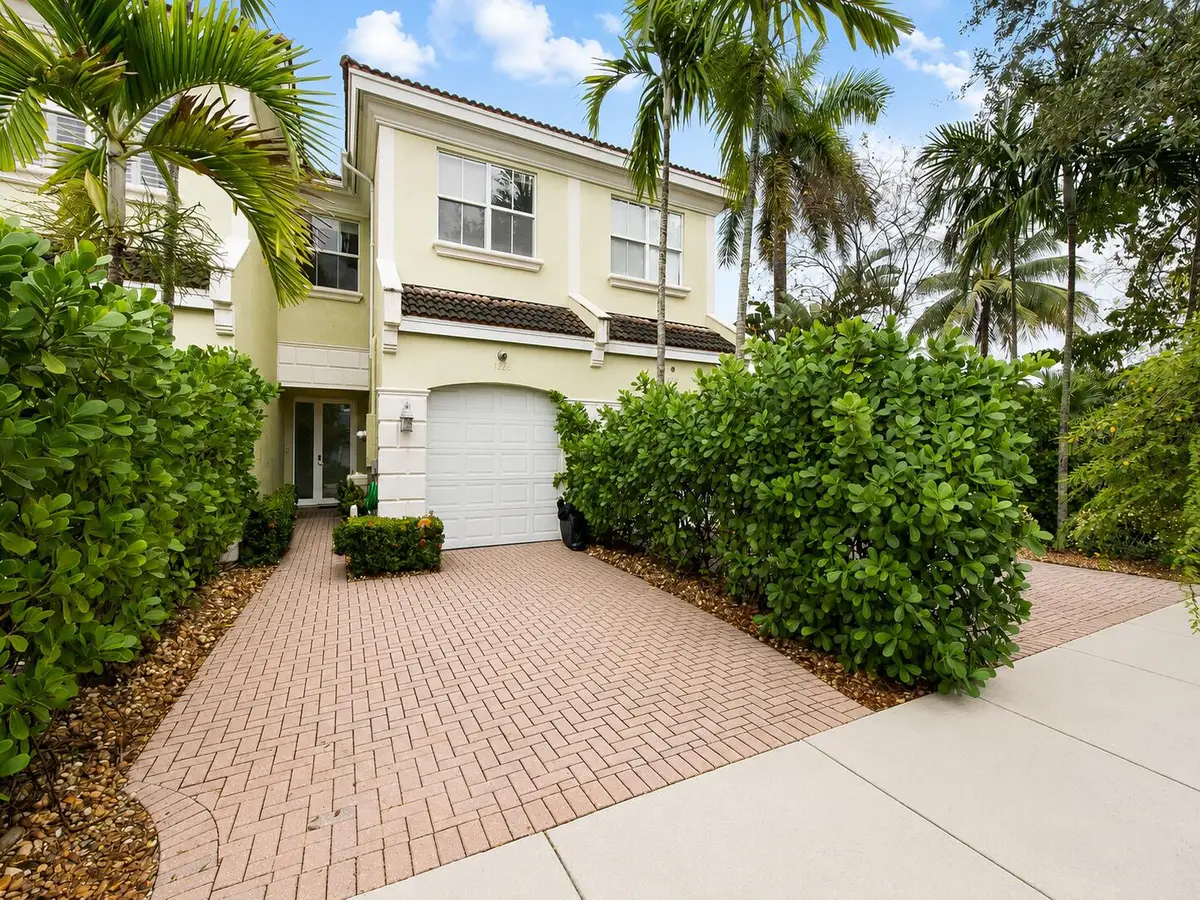 1226 NE 14th Avenue, Fort Lauderdale, FL 33304 - #1