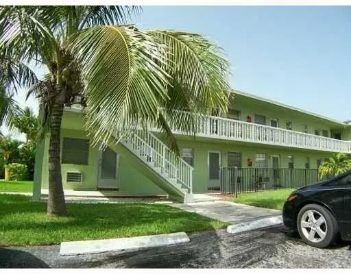 702 N L Street, Lake Worth Beach, FL 33460 - #1