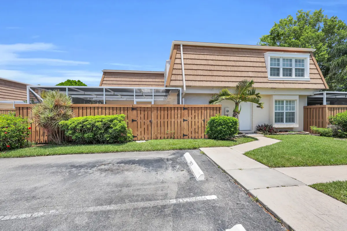 11557 Winchester Drive, Palm Beach Gardens, FL 33410 - #1