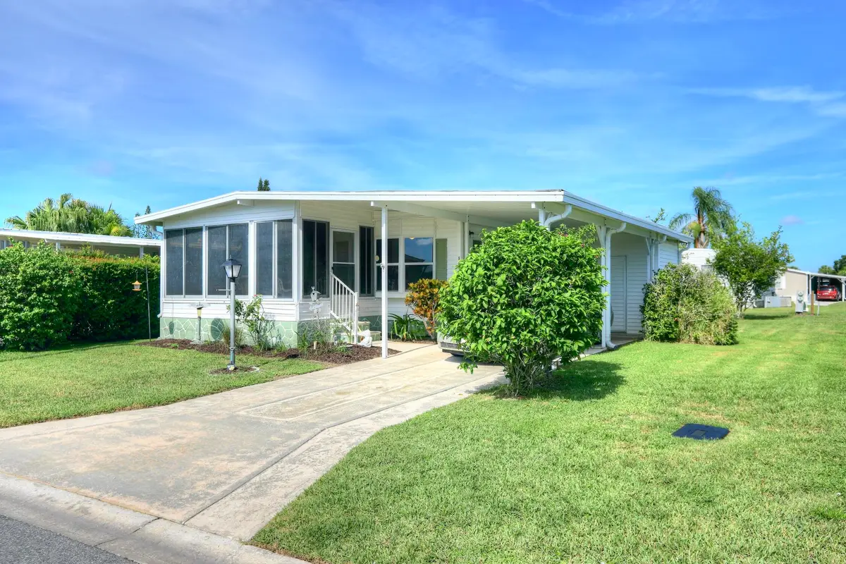 912 Oriole Circle, Barefoot Bay, FL 32976 - #1