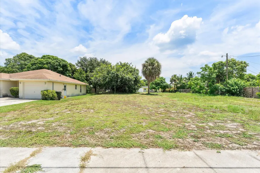 229 SW 6th Avenue, Delray Beach, FL 33444 - #2
