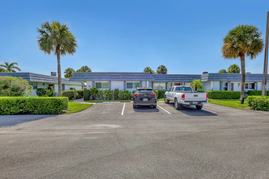 2886 Fernley Drive E #5, West Palm Beach, FL 33415 - #2