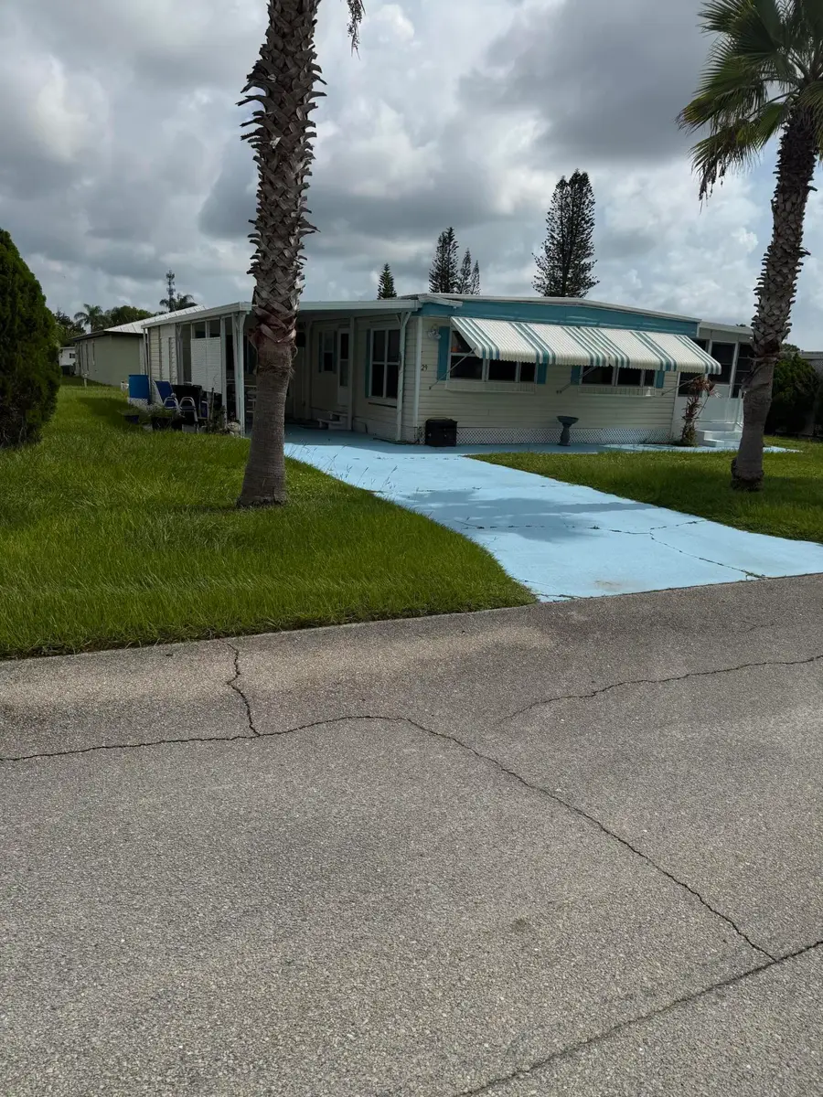 29 Golf Drive, Port Saint Lucie, FL 34952 - #3