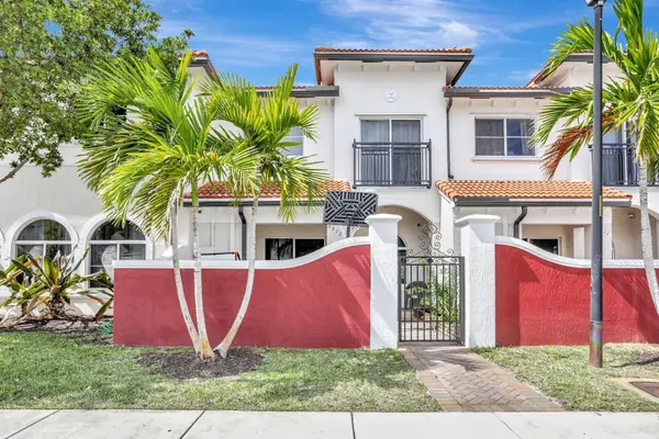 3513 NW 29th Court, Lauderdale Lakes, FL 33311