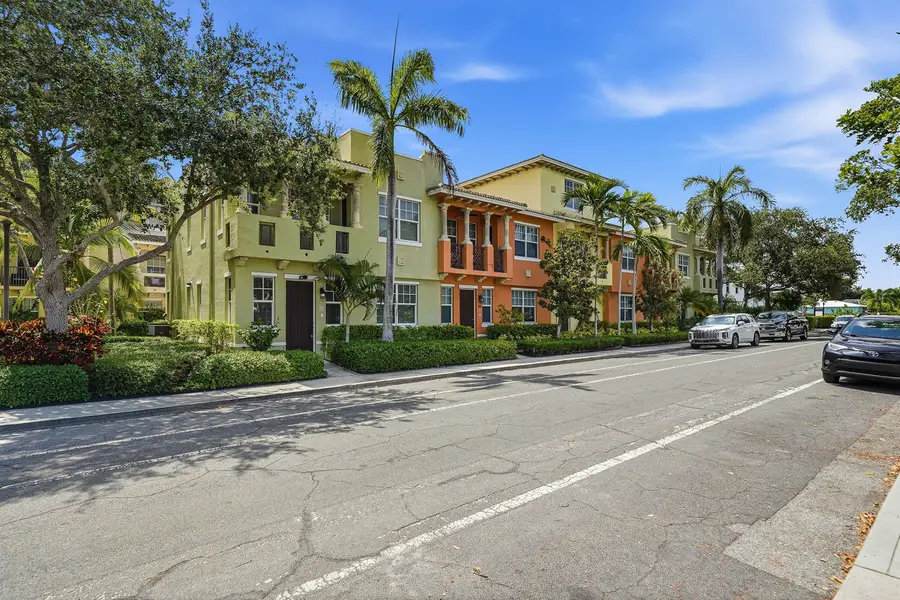 219 N L Street #100, Lake Worth Beach, FL 33460 - #2