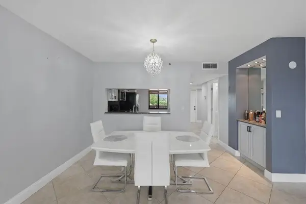 2206 S Cypress Bend Drive #401, Pompano Beach, FL 33069