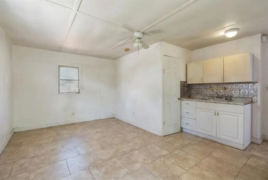 612 3rd Avenue S, Lake Worth Beach, FL 33460 - #3