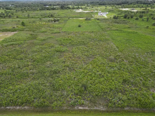 21332 NW 280th Street, Okeechobee, FL 34972