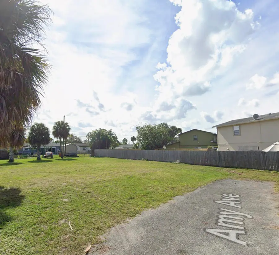 000 Uranus Terrace, West Palm Beach, FL 33403 - #2