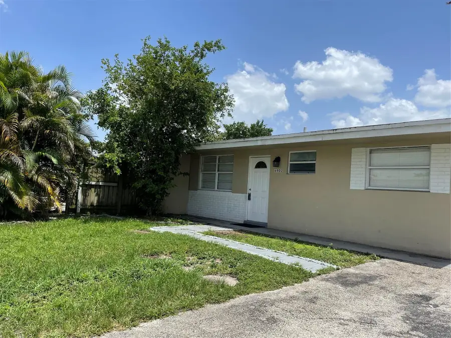 6902 SW 15th Street, North Lauderdale, FL 33068 - #2