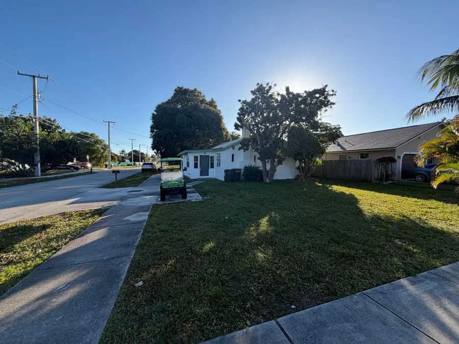 520 NW 3rd Street, Delray Beach, FL 33444 - #3