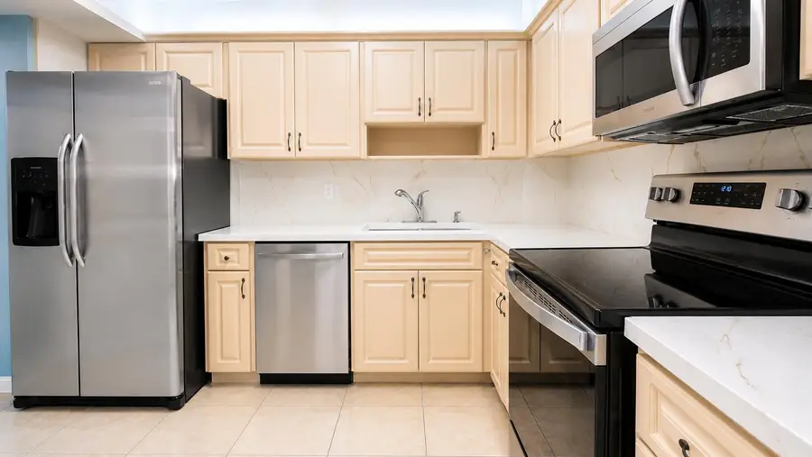 4001 Hillcrest Drive #705, Hollywood, FL 33021 - #3