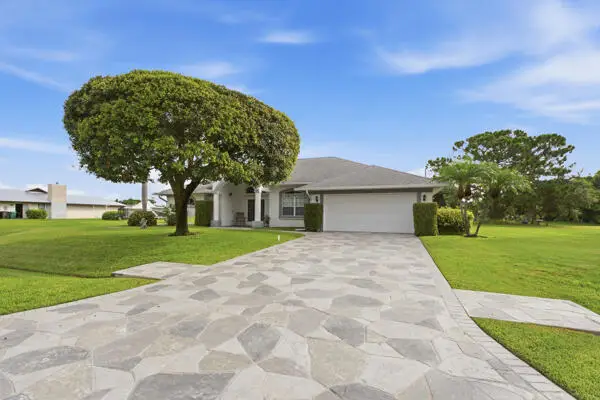 2201 SE Bowie Street, Port St Lucie, FL 34952