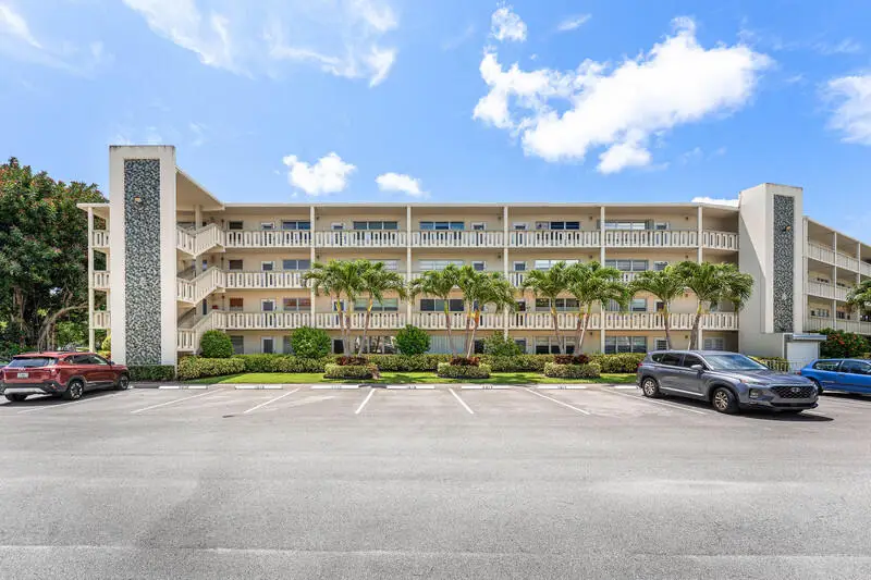 4019 Cambridge A, Deerfield Beach, FL 33442 - #1
