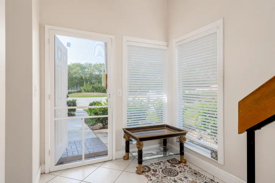 3307 SE Sandpiper Circle, Port Saint Lucie, FL 34952 - #3