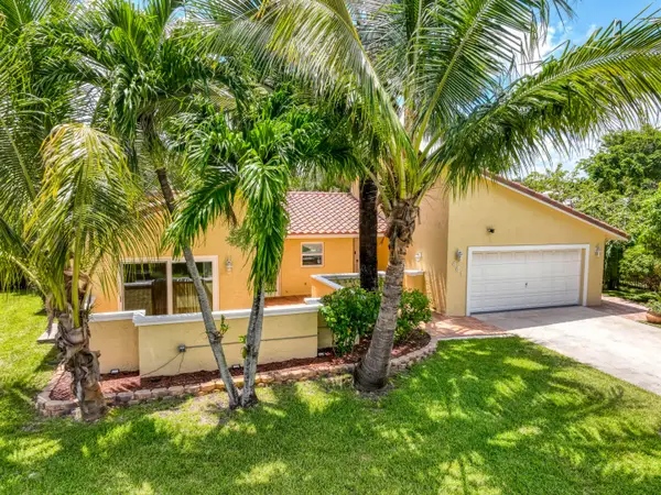 461 NW 47th Avenue, Deerfield Beach, FL 33442