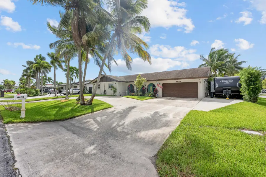 4430 Gardenia Drive, Palm Beach Gardens, FL 33410 - #2