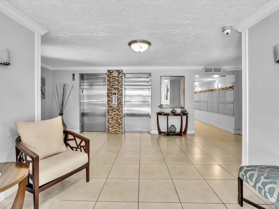 605 Oaks Drive #810, Pompano Beach, FL 33069 - #3