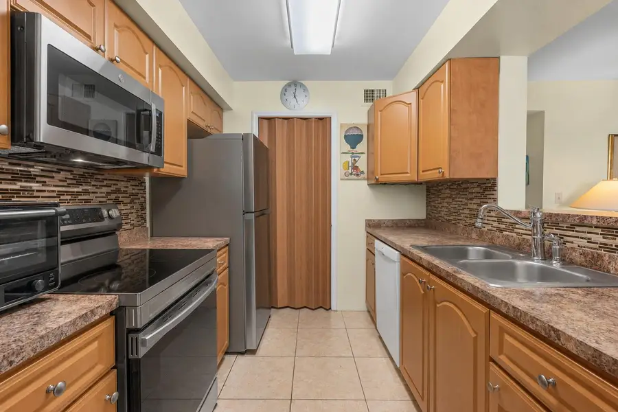 2361 NW 33rd Street #603, Oakland Park, FL 33309 - #3