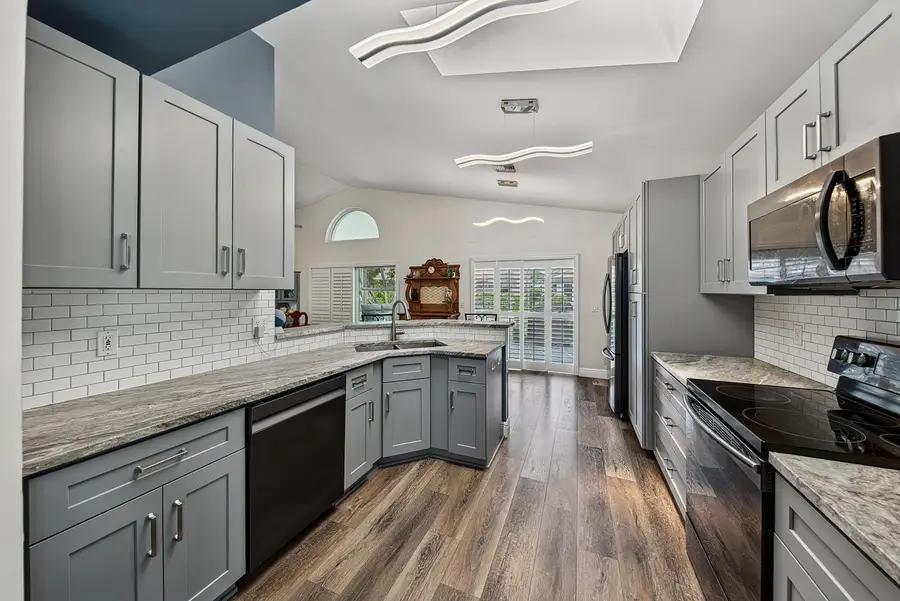126 Hammocks Drive, Greenacres, FL 33413 - #3