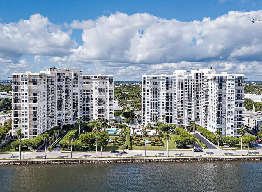 1801 S Flagler Drive #104, West Palm Beach, FL 33401 - #2