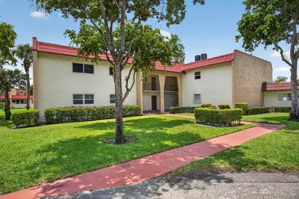 355 Lake Frances Drive, West Palm Beach, FL 33411