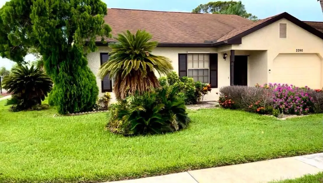 2290 SE Breckenridge Circle, Port Saint Lucie, FL 34952 - #1