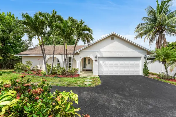 966 NW 37th Avenue, Delray Beach, FL 33445