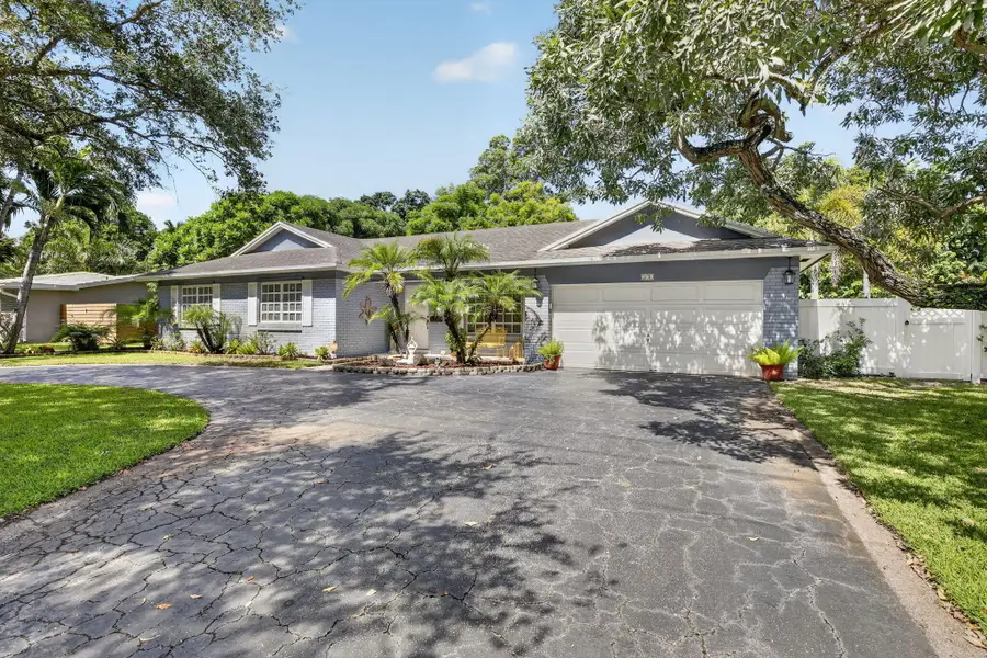 721 SW 59th Avenue, Plantation, FL 33317 - #3