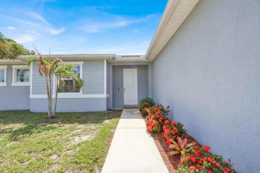3673 SW Bonwold Street, Port Saint Lucie, FL 34953 - #2