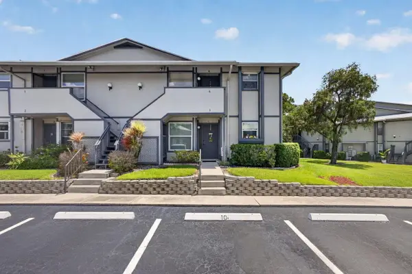 8196 SE Croft Court #I-6, Hobe Sound, FL 33455