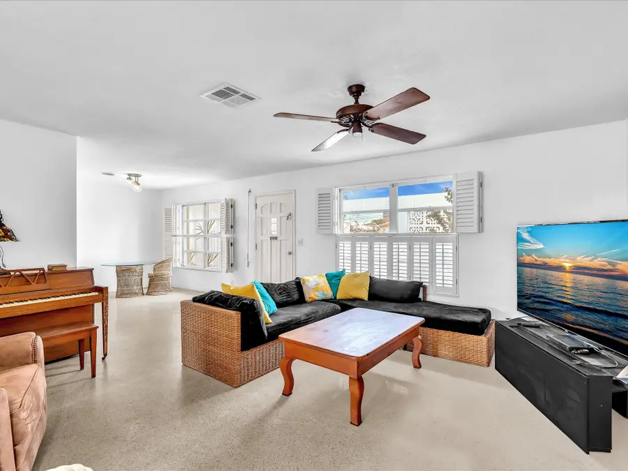 2121 NE 52nd Street, Fort Lauderdale, FL 33308 - #3