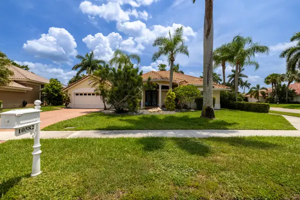 10582 Maple Chase Drive, Boca Raton, FL 33498