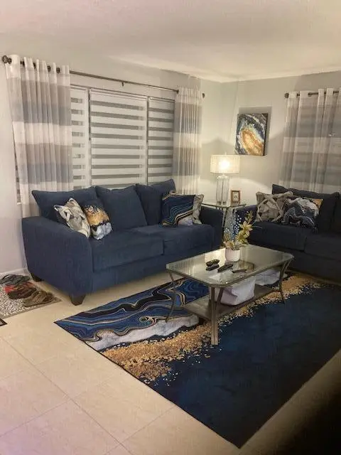 417 Windsor R, West Palm Beach, FL 33417