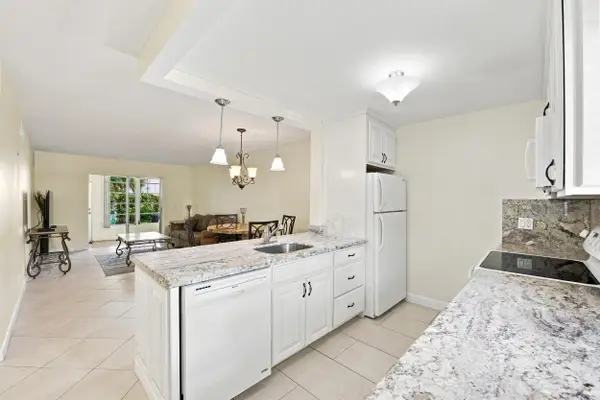 2223 NE 1st Court #101, Boynton Beach, FL 33435