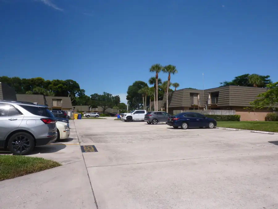 3203 32nd Way, West Palm Beach, FL 33407 - #2