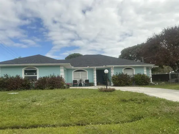 2961 SE Lander Avenue, Port St Lucie, FL 34952