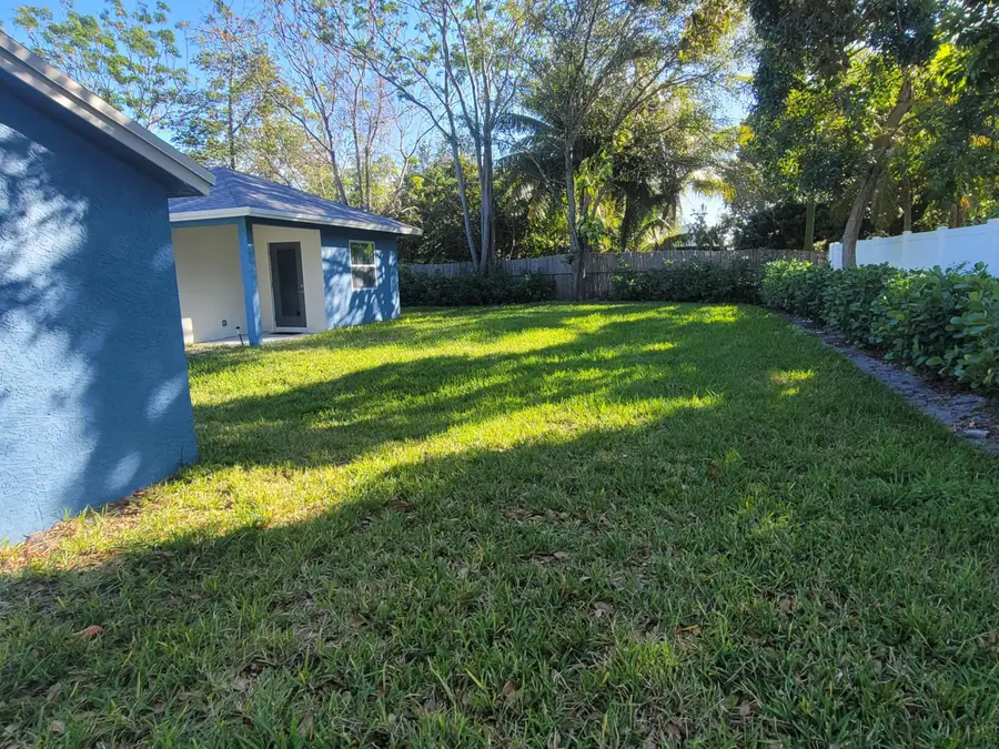 106 E Chandler Road, West Palm Beach, FL 33406 - #3