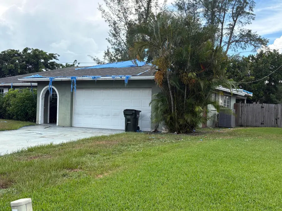 648 West Drive, Delray Beach, FL 33445 - #2