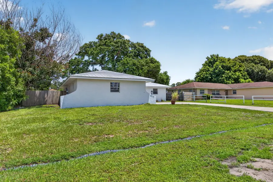 313 SE Atlas Terrace, Port Saint Lucie, FL 34983 - #3