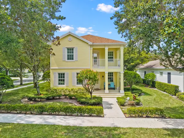 142 Newcastle Drive, Jupiter, FL 33458
