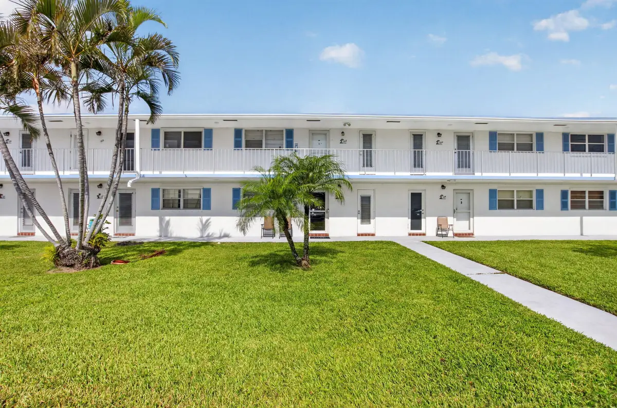 1115 Lake Terrace #103, Boynton Beach, FL 33426 - #1