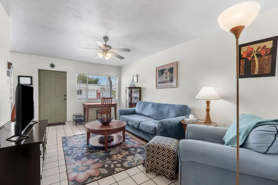 3160 Lake Osborne Drive #Bldg 6 Unit 206, Lake Worth Beach, FL 33461 - #3
