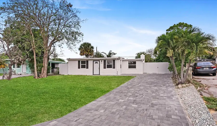 431 Ficus Tree Drive, Lantana, FL 33462 - #2