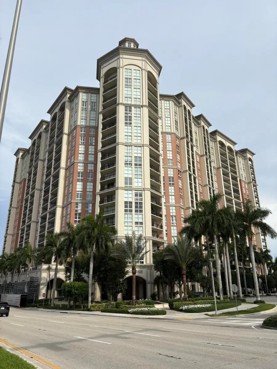 550 Okeechobee Boulevard #825, West Palm Beach, FL 33401 - #2