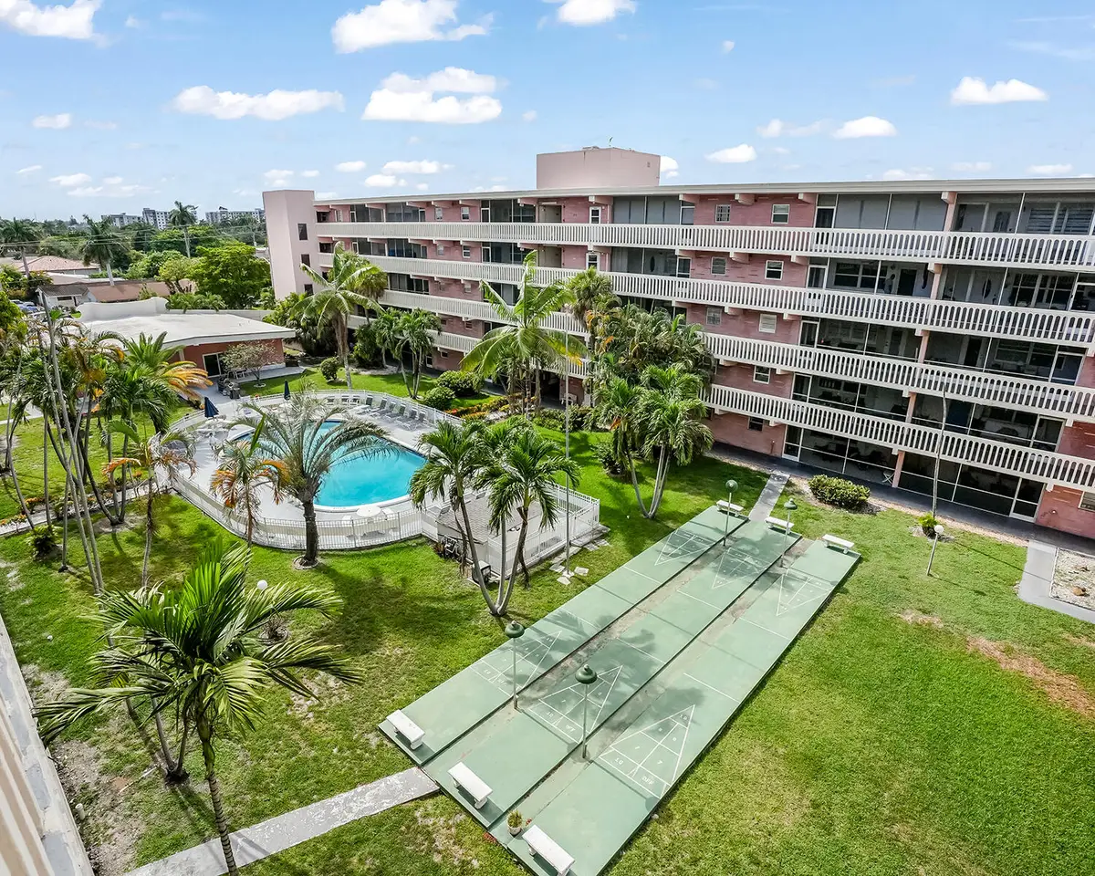 180 NE 12th Avenue #15E, Hallandale Beach, FL 33009 - #1