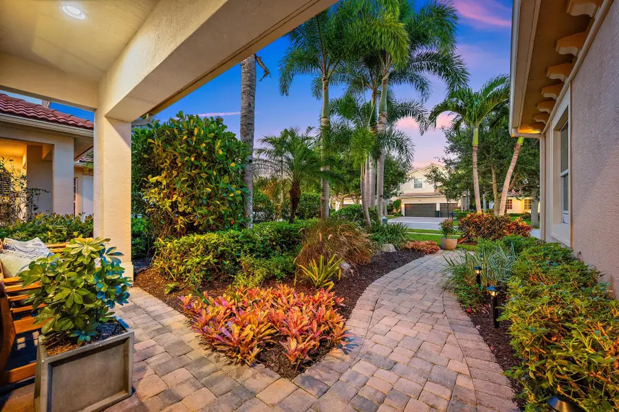 12132 Aviles Circle, Palm Beach Gardens, FL 33418 - #2