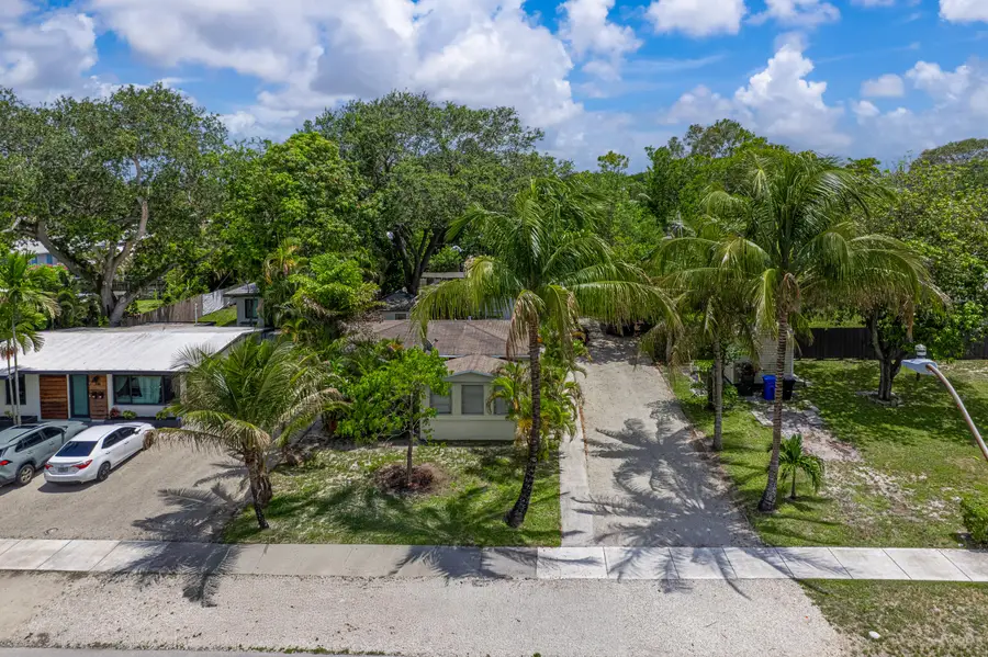 320 SW 21st Street, Fort Lauderdale, FL 33315 - #3