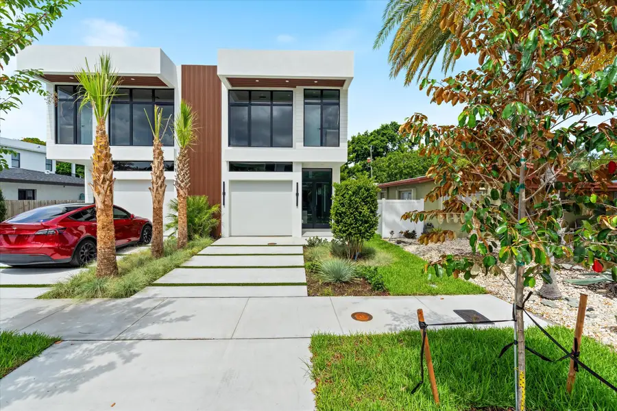 1131 NE 12th Avenue, Fort Lauderdale, FL 33304 - #2